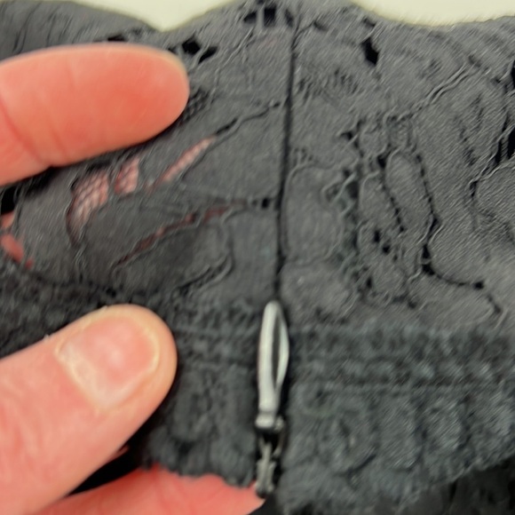 ONLY edge LUXURY black lace midi dress with boat neck - Picture 5 of 10